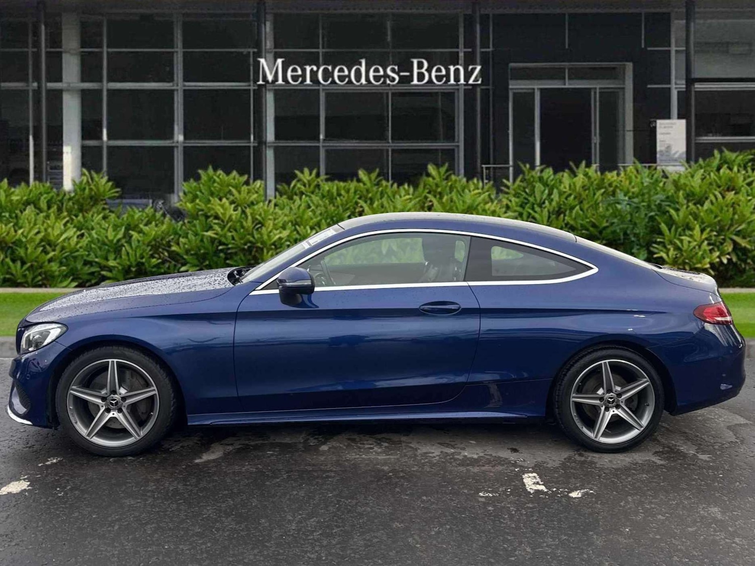 Used Mercedes-Benz C Class 2018 for sale - 76851616: Photo 4