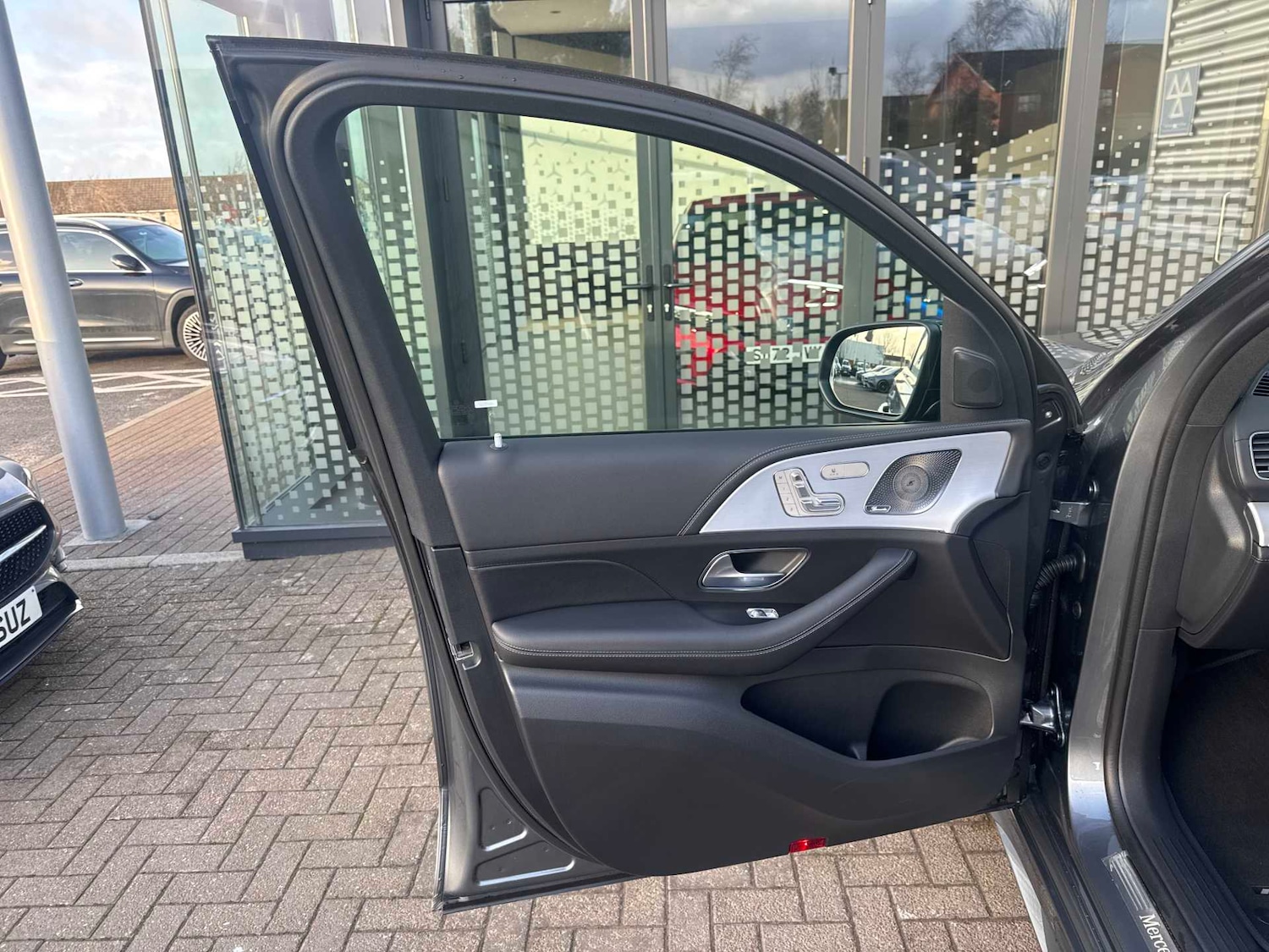 Used Mercedes-Benz GLE 2025 for sale - 77011026: Photo 16