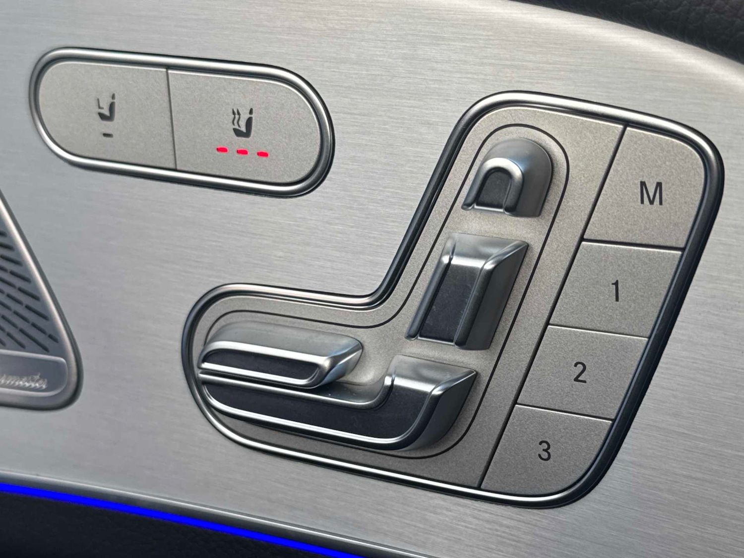 Used Mercedes-Benz GLE 2025 for sale - 77011026: Photo 32