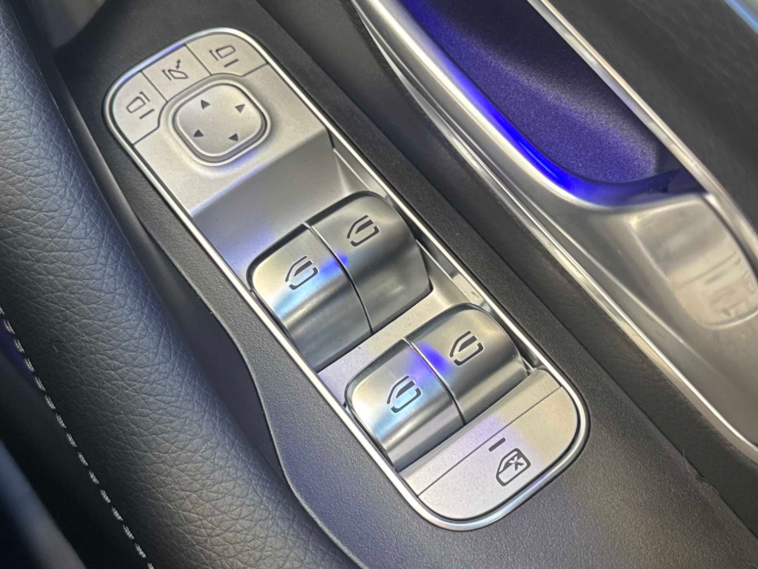 Used Mercedes-Benz GLE 2025 for sale - 77011026: Photo 34