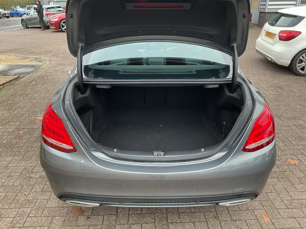 Used Mercedes-Benz C Class 2017 for sale - 76262357: Photo 11