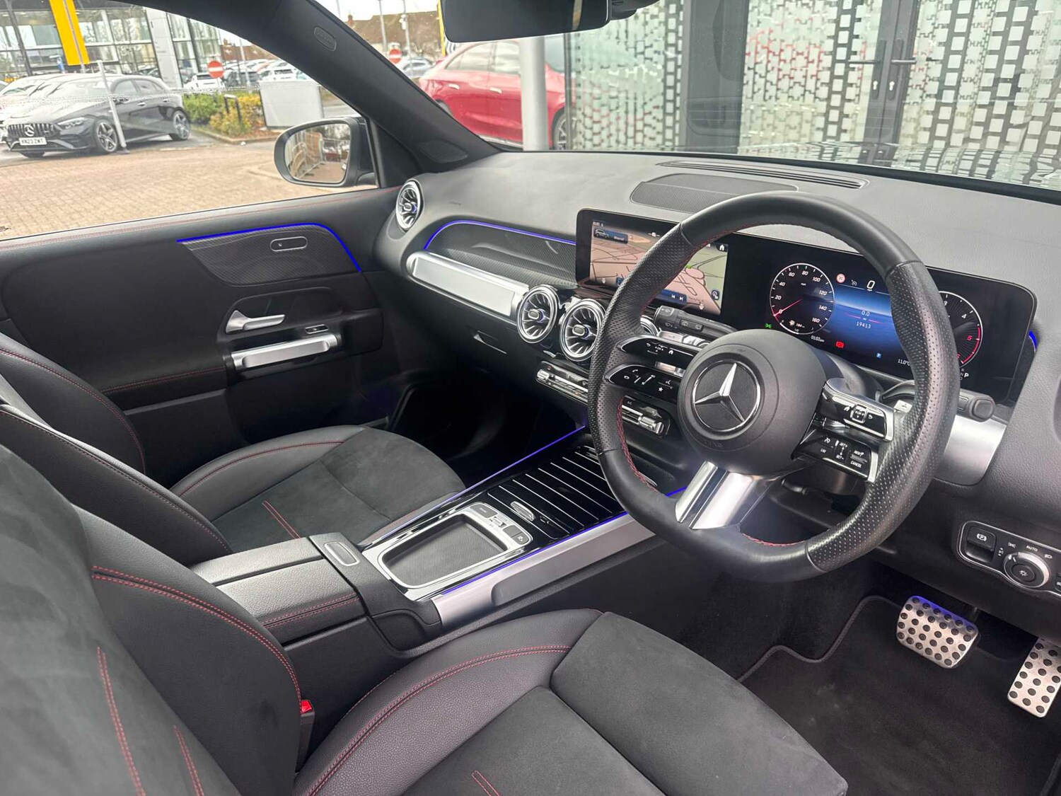 Used Mercedes-Benz GLB 2024 for sale - 77000248: Photo 9