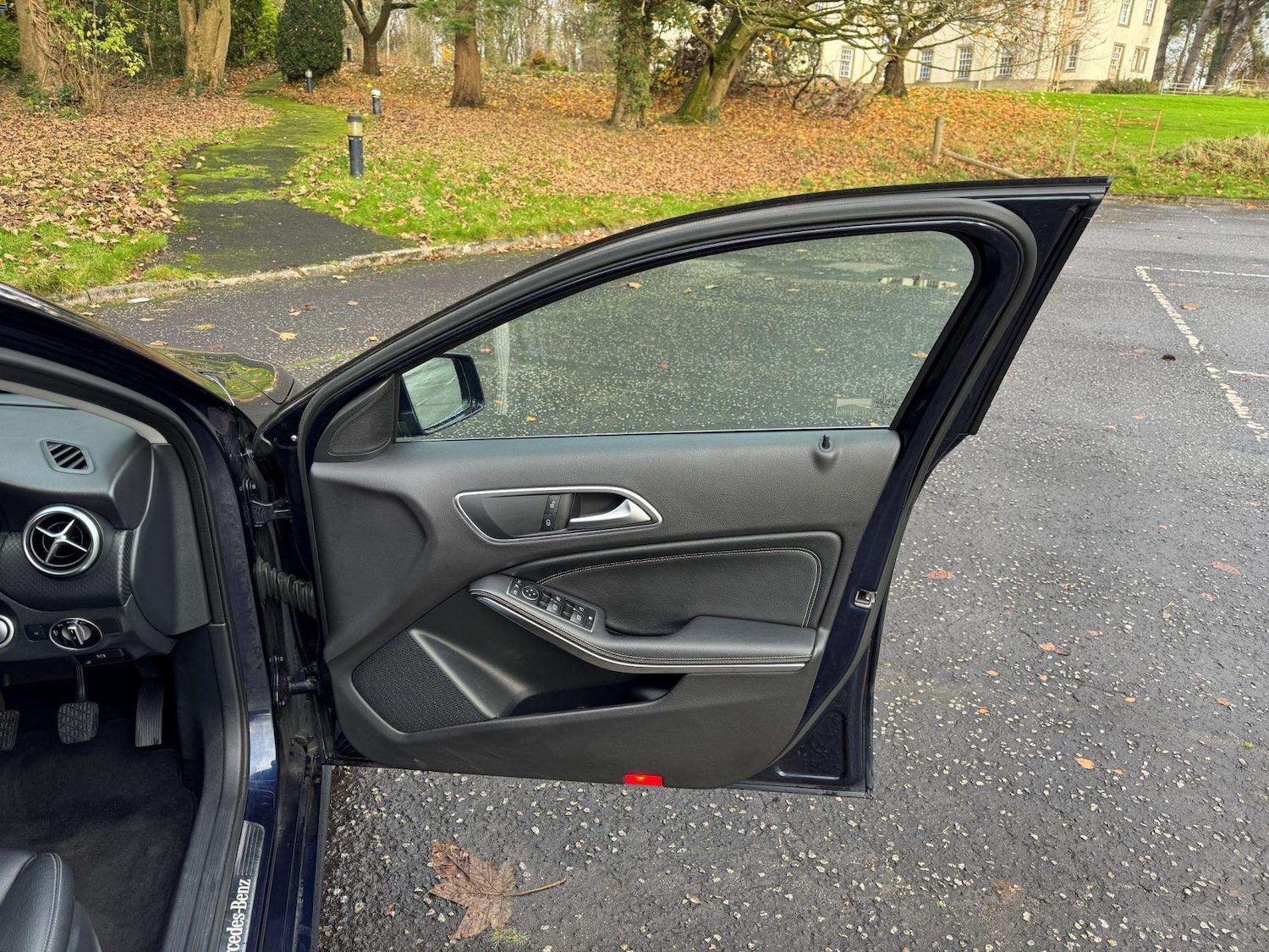 Used Mercedes-Benz A-Class 2017 for sale - 76732292: Photo 12