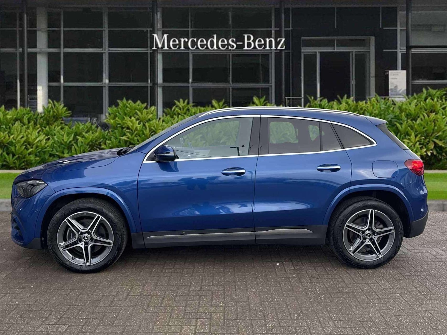 Used Mercedes-Benz GLA 2024 for sale - 76774122: Photo 4