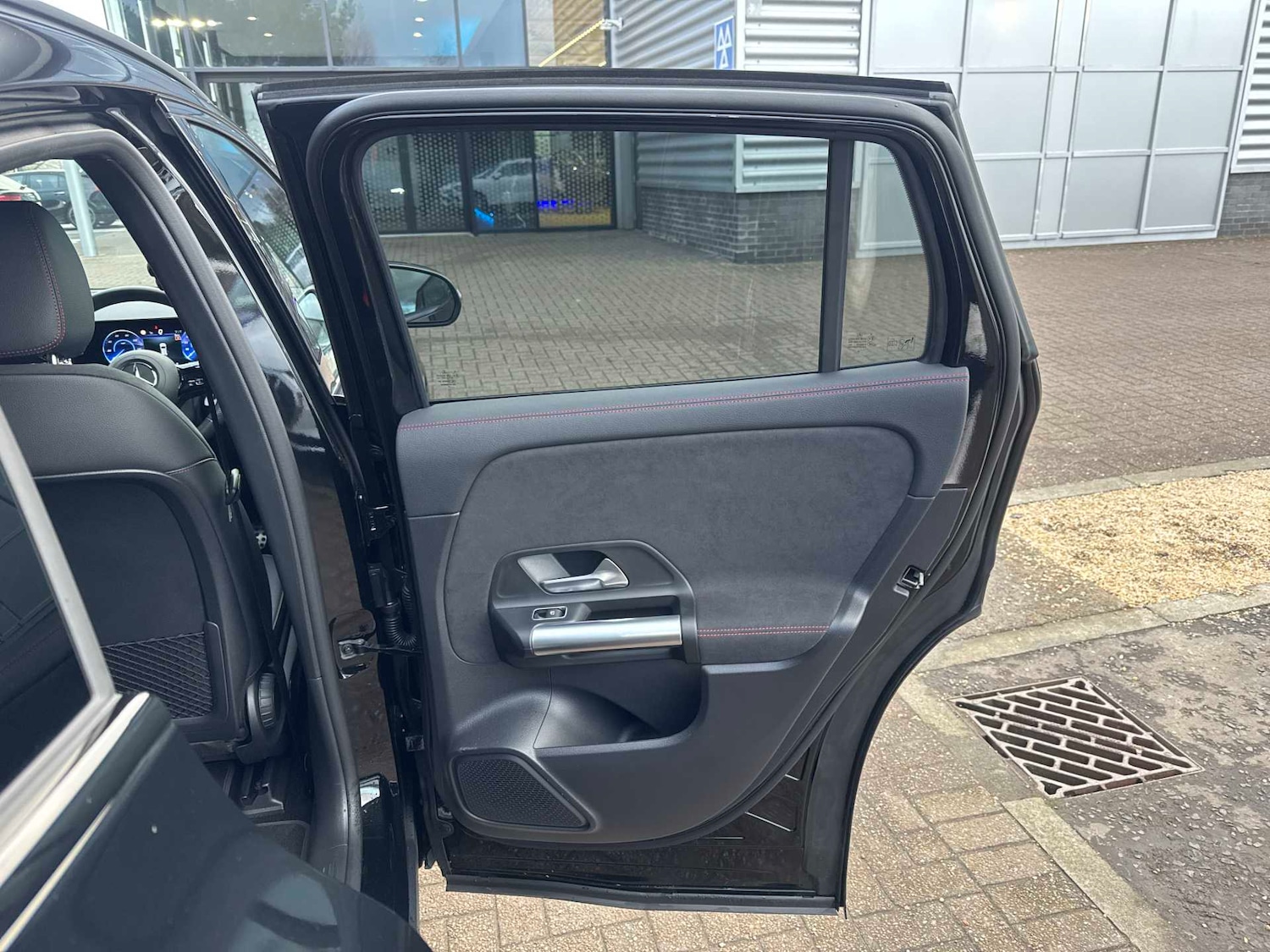 Used Mercedes-Benz EQA 2025 for sale - 77257320: Photo 15