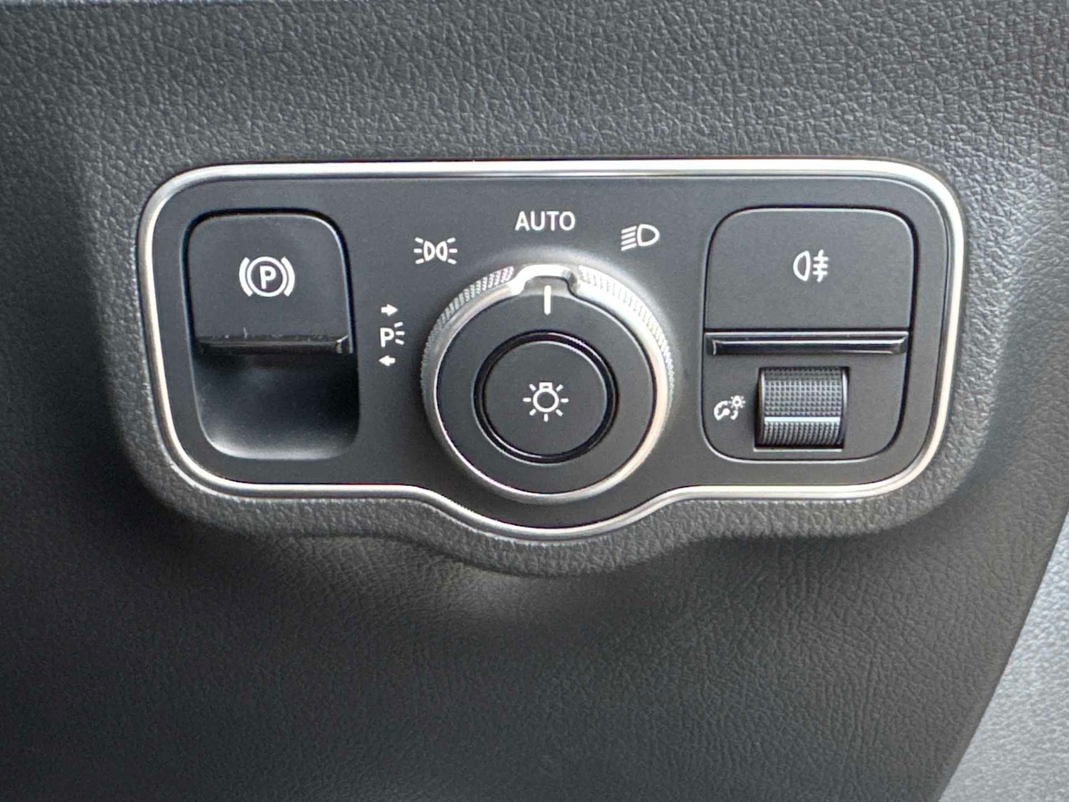 Used Mercedes-Benz EQA 2025 for sale - 77257320: Photo 31