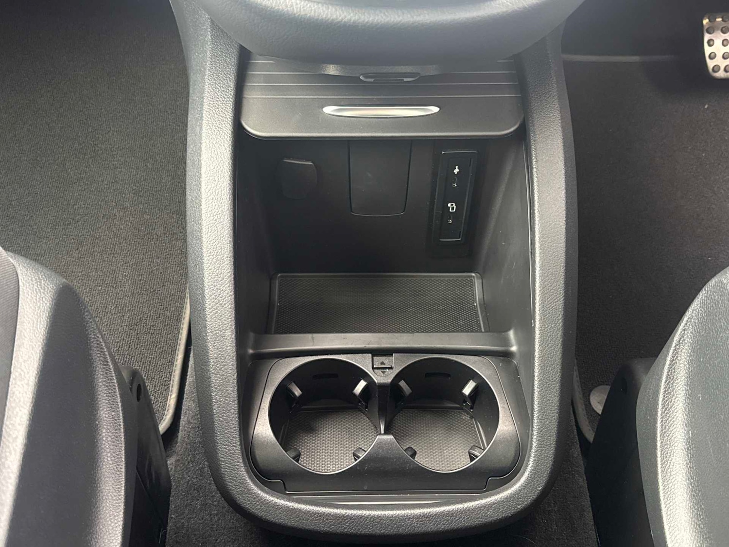 Used Mercedes-Benz V-Class 2023 for sale - 76732291: Photo 19