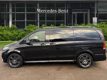 Used Mercedes-Benz V-Class 2023 for sale - 76732291: Photo