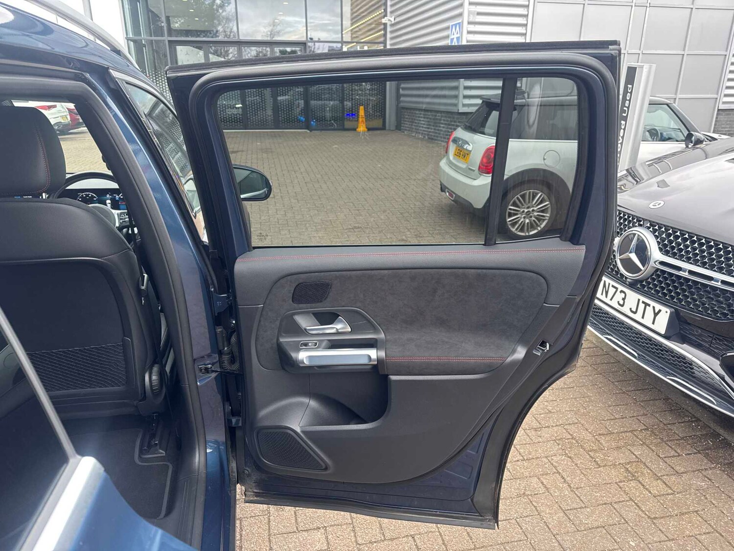 Used Mercedes-Benz EQB 2023 for sale - 77233024: Photo 15