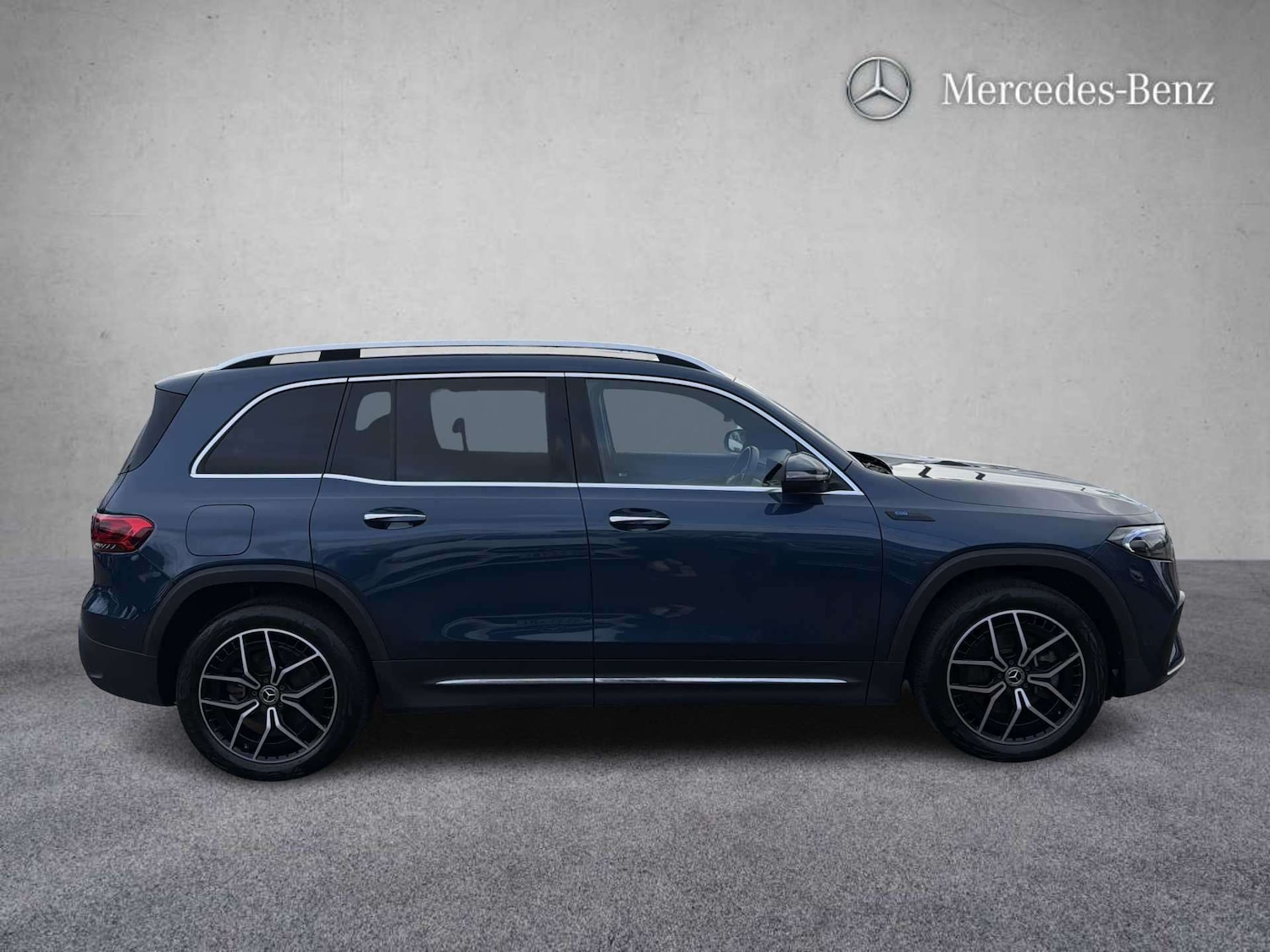 Used Mercedes-Benz EQB 2023 for sale - 77233024: Photo 9