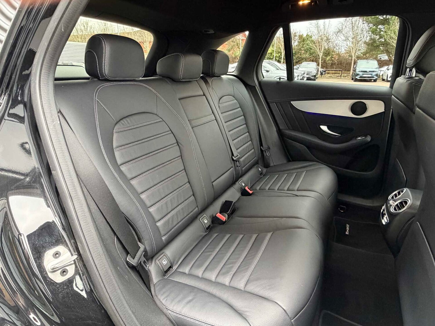 Used Mercedes-Benz GLC 2022 for sale - 77943102: Photo 17