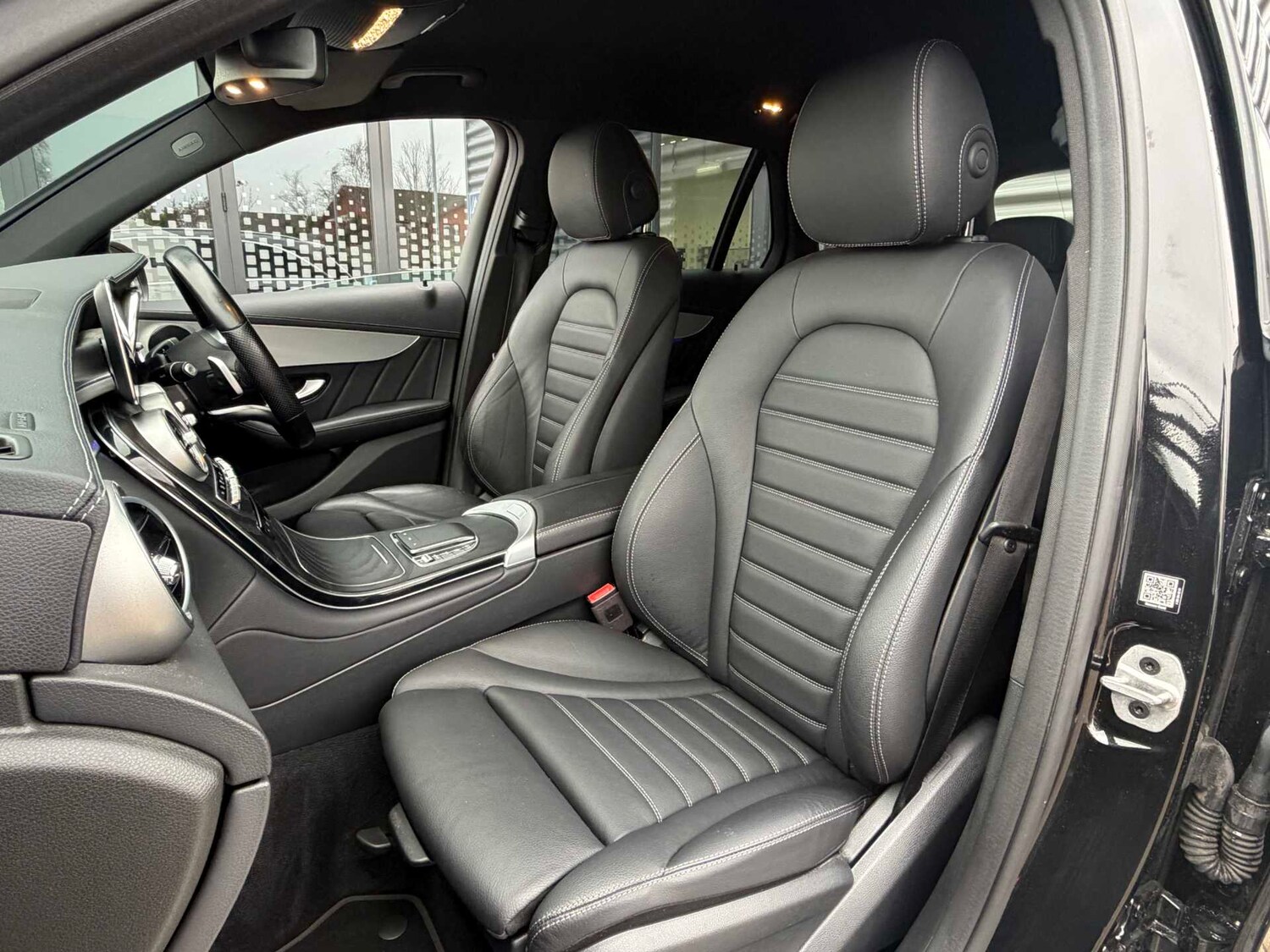 Used Mercedes-Benz GLC 2022 for sale - 77943102: Photo 21