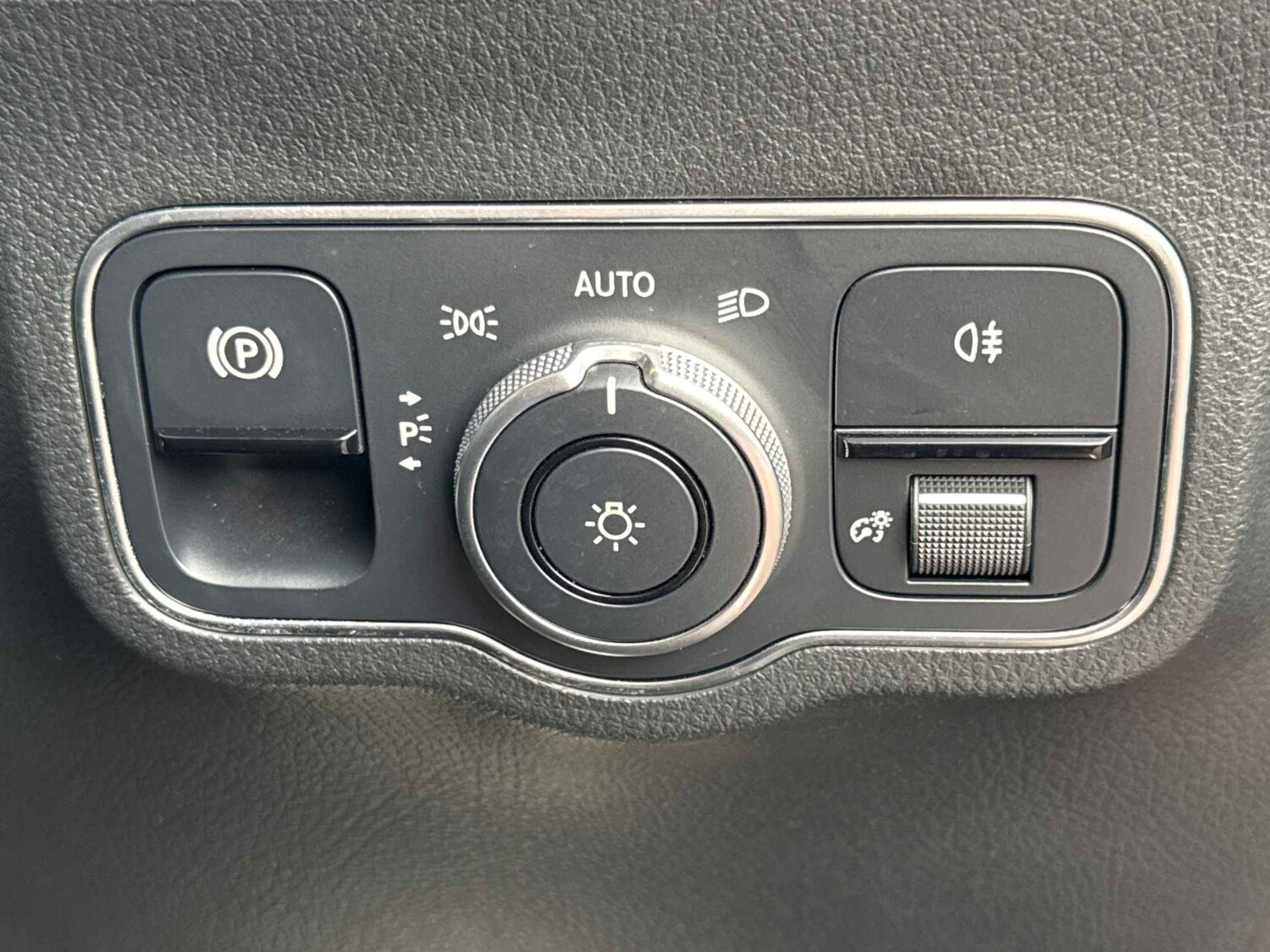 Used Mercedes-Benz GLA 2021 for sale - 77458589: Photo 30