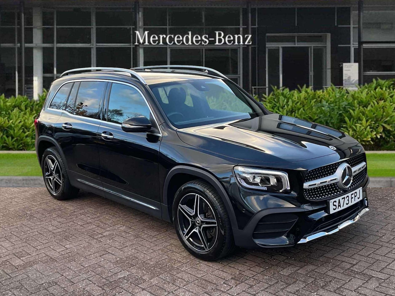Used Mercedes-Benz GLB 2023 for sale - 76329357: Photo 1