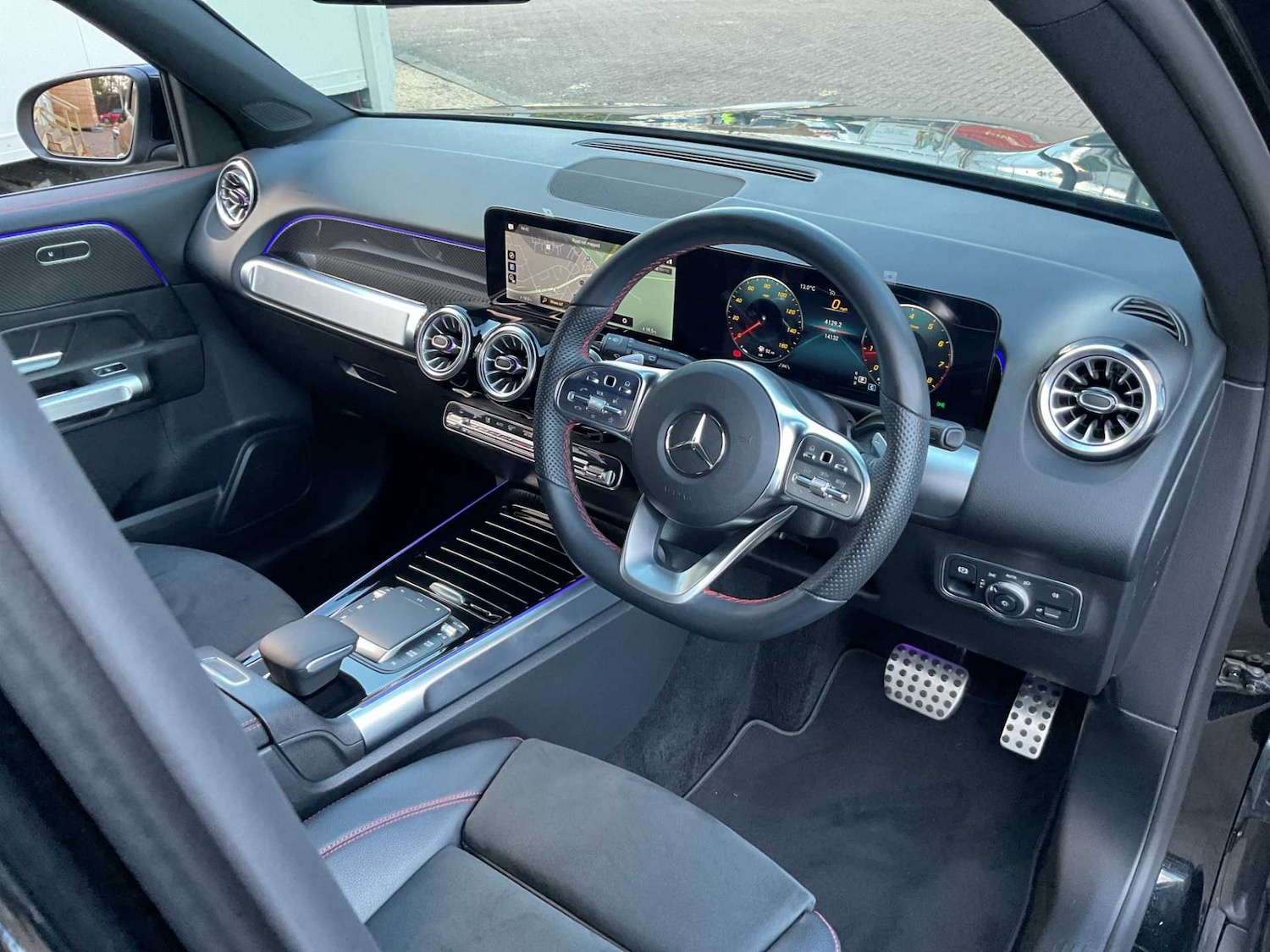 Used Mercedes-Benz GLB 2023 for sale - 76329357: Photo 25