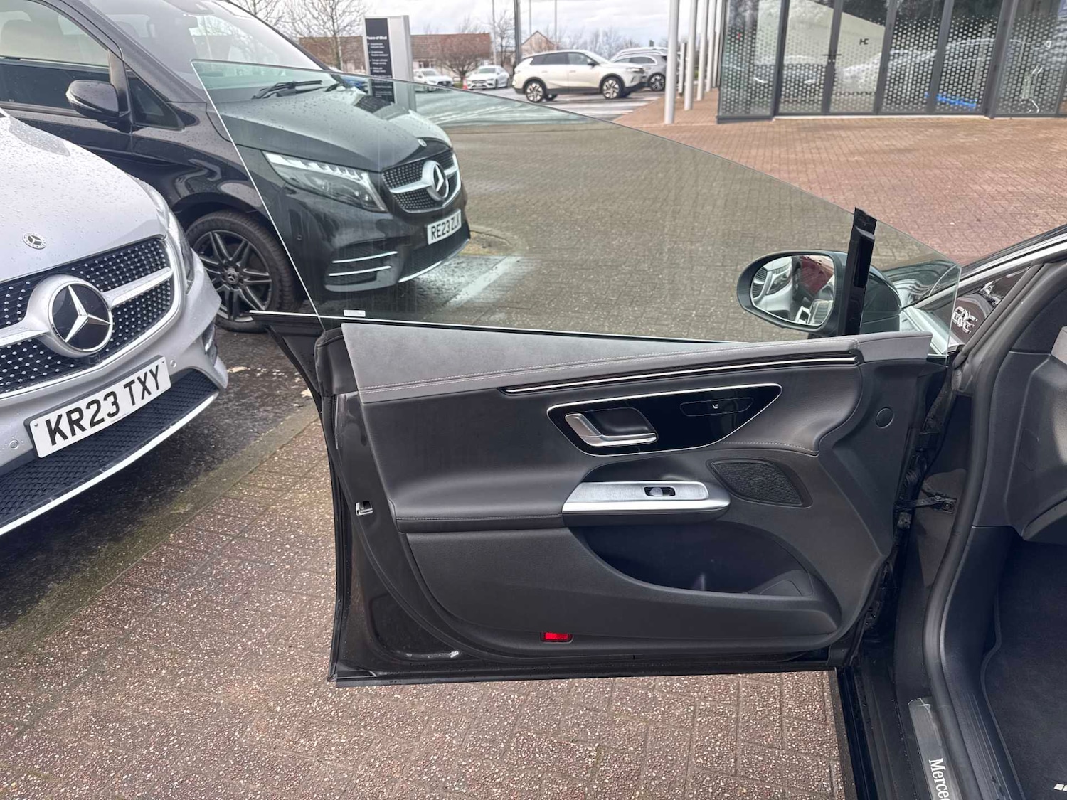 Used Mercedes-Benz EQA 2024 for sale - 77472519: Photo 16