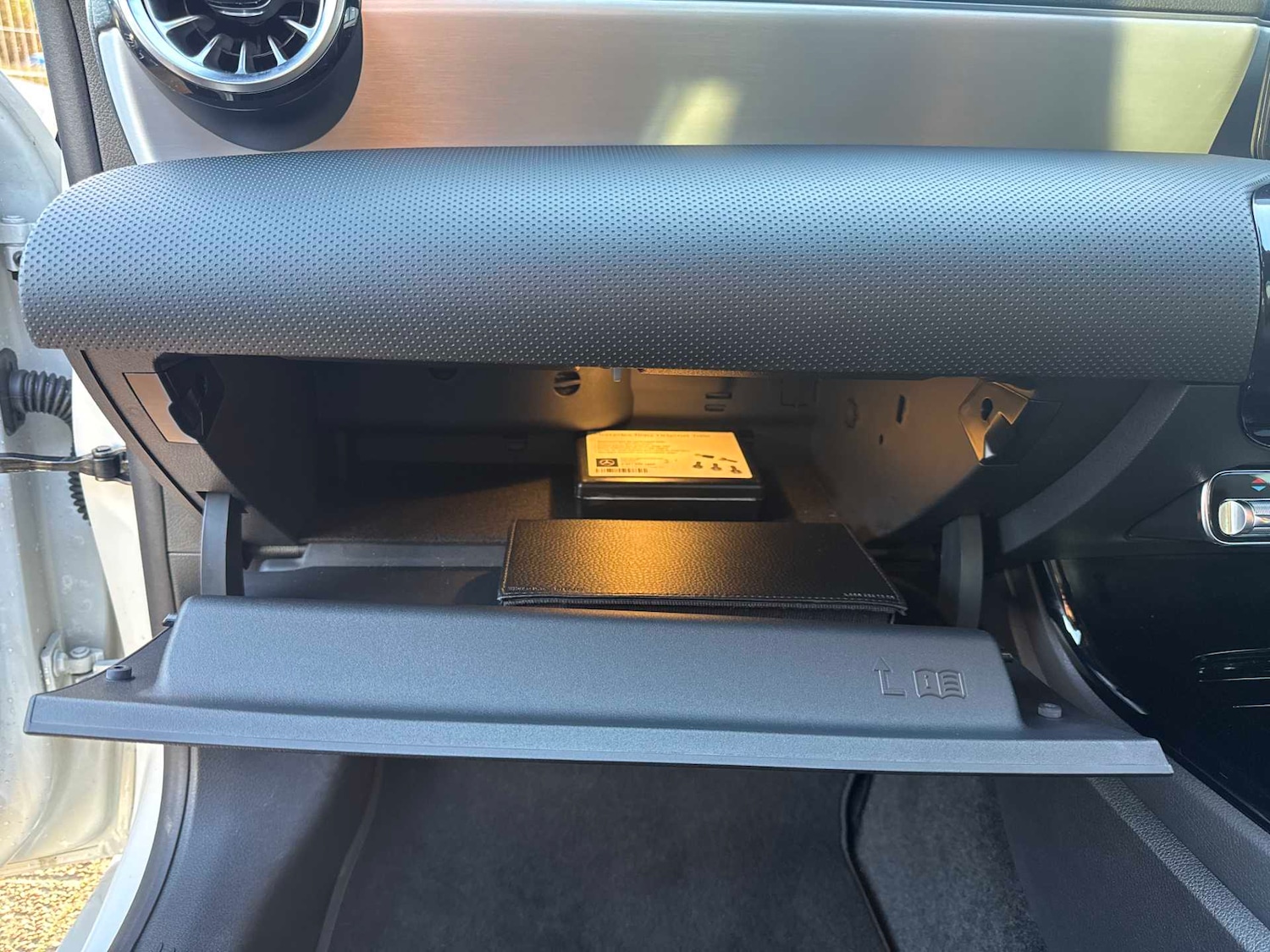 Used Mercedes-Benz CLA 2023 for sale - 76668959: Photo 23