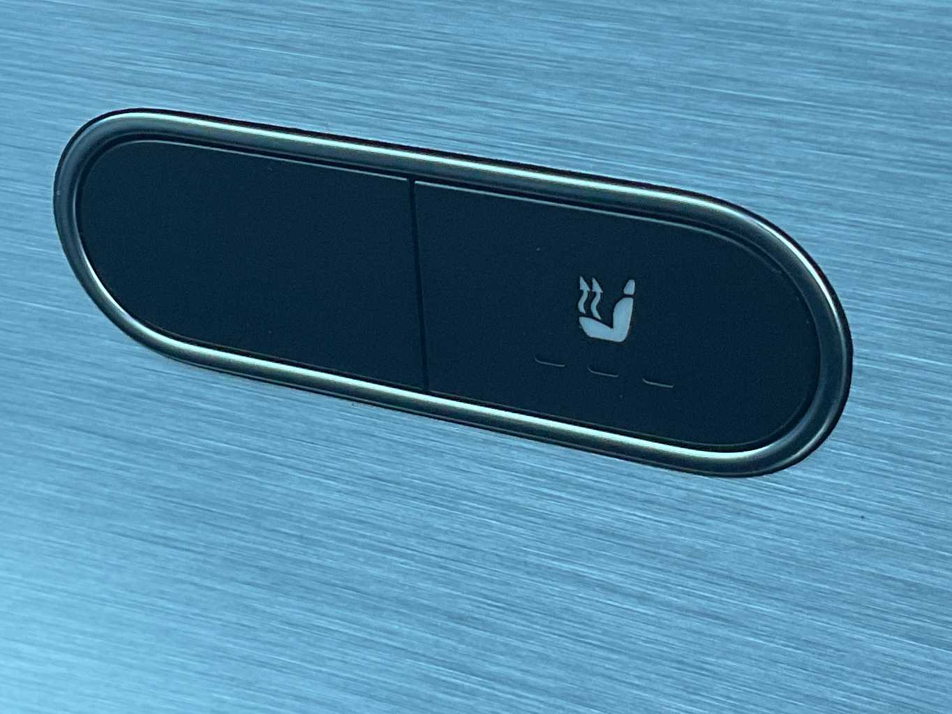 Used Mercedes-Benz CLA 2022 for sale - 76636765: Photo 31