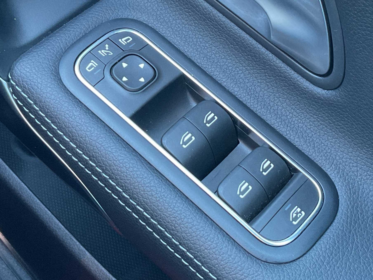 Used Mercedes-Benz CLA 2022 for sale - 76636765: Photo 32