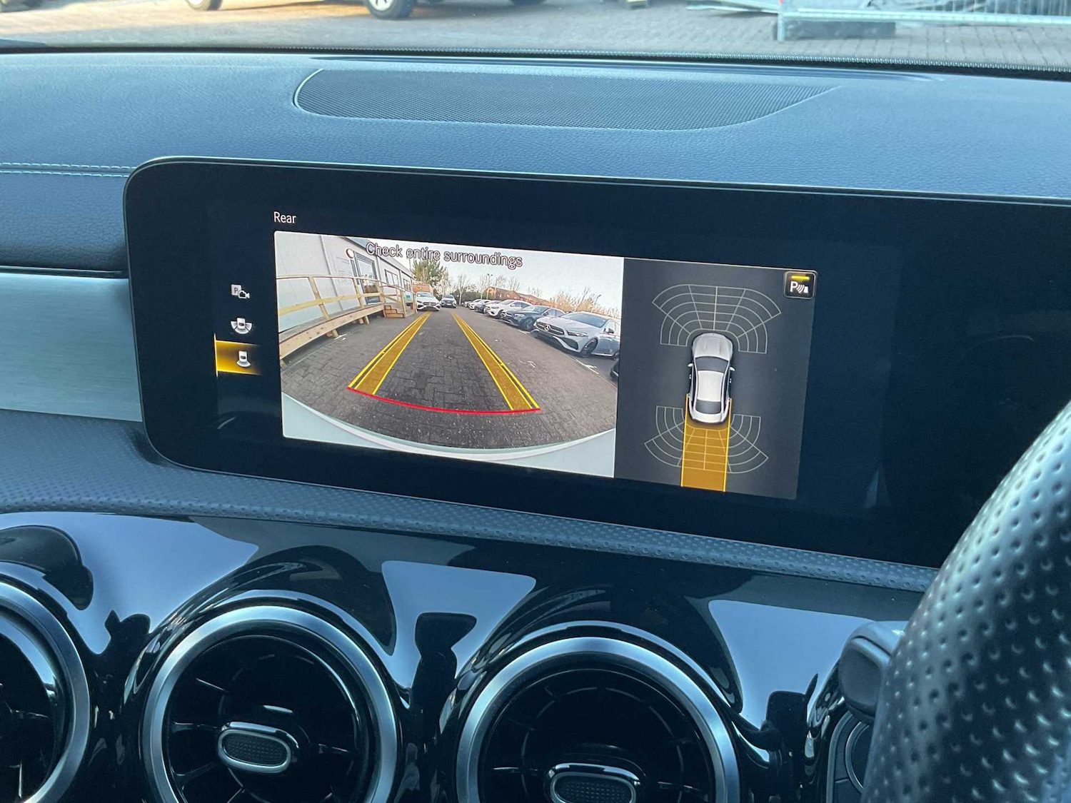 Used Mercedes-Benz CLA 2022 for sale - 76636765: Photo 35