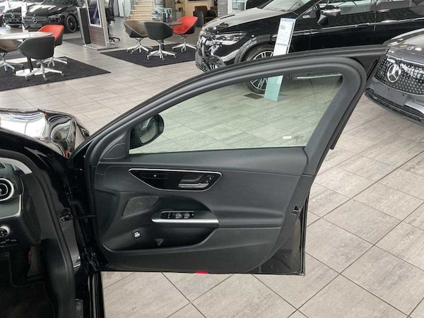 Used Mercedes-Benz C Class 2022 for sale - 75417889: Photo 14