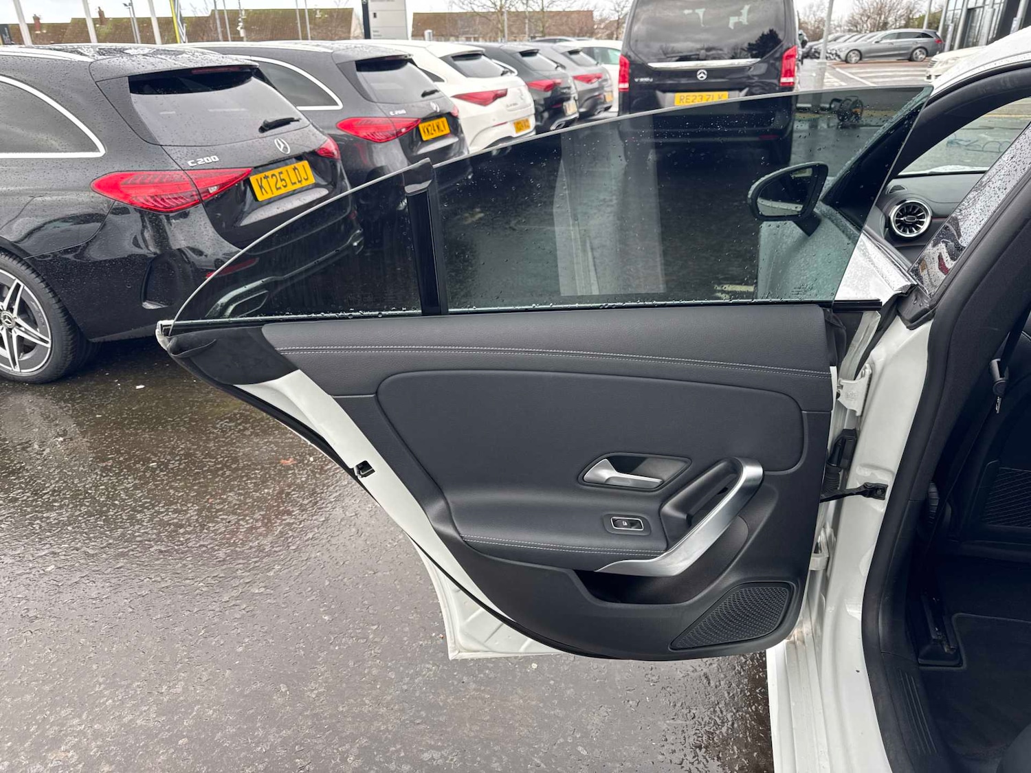 Used Mercedes-Benz CLA 2022 for sale - 76955231: Photo 15