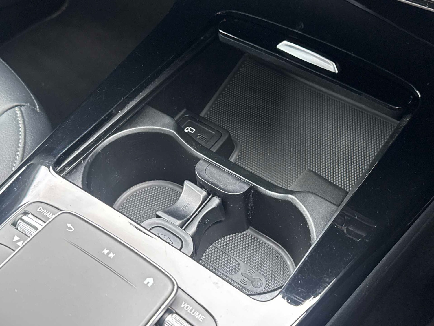 Used Mercedes-Benz CLA 2022 for sale - 76955231: Photo 29