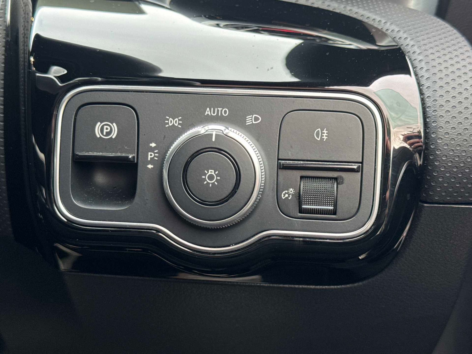 Used Mercedes-Benz CLA 2022 for sale - 76955231: Photo 30