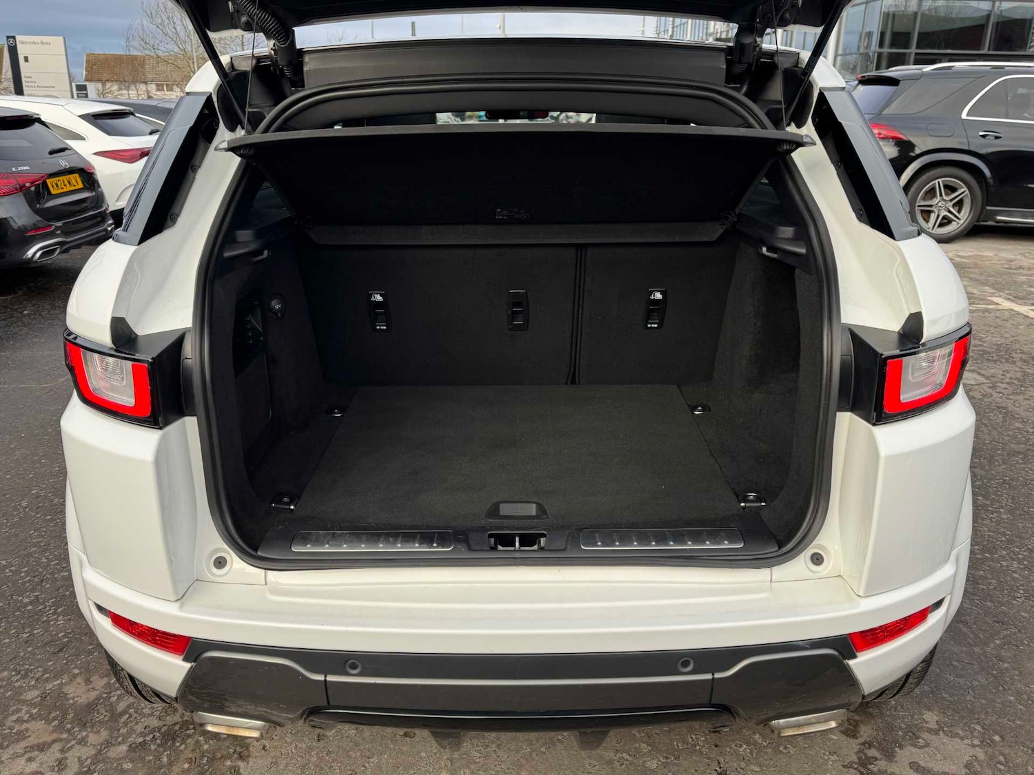 Used Land Rover Range Rover Evoque 2019 for sale - 77389798: Photo 11