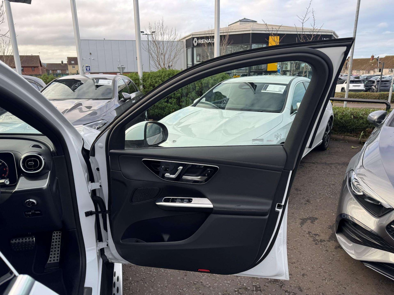 Used Mercedes-Benz GLC 2024 for sale - 76564465: Photo 14