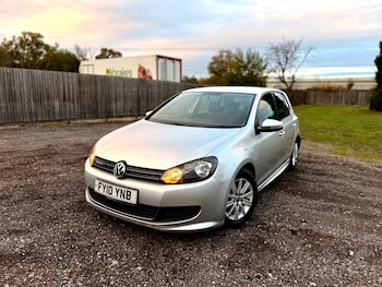 Used Volkswagen Golf 2010 for sale - 76412135: Photo