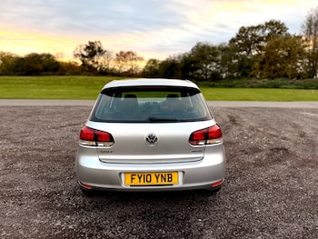 Used Volkswagen Golf 2010 for sale - 76412135: Photo