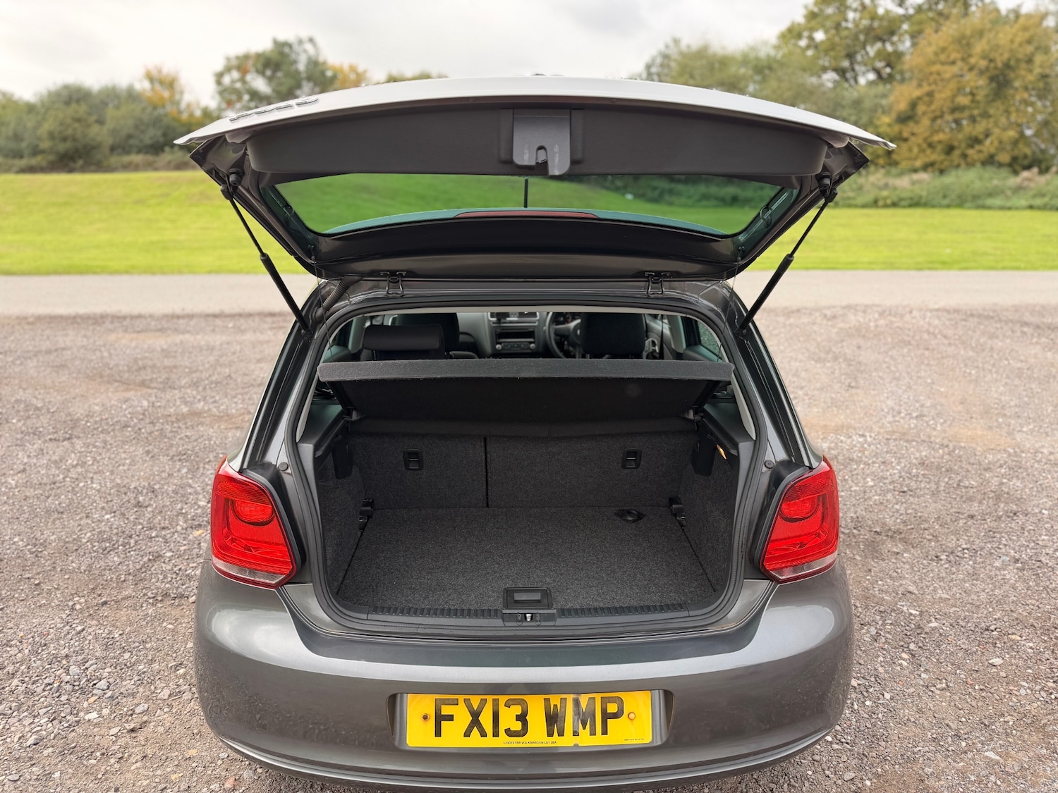 Used Volkswagen Polo 2013 for sale - 76517545: Photo 11