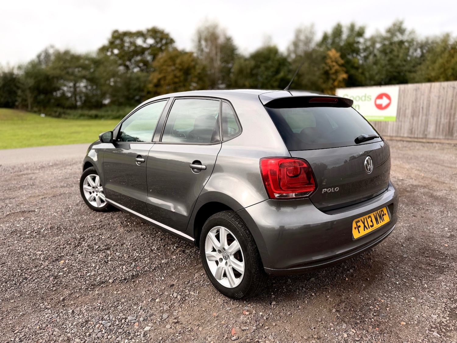 Used Volkswagen Polo 2013 for sale - 76517545: Photo 3