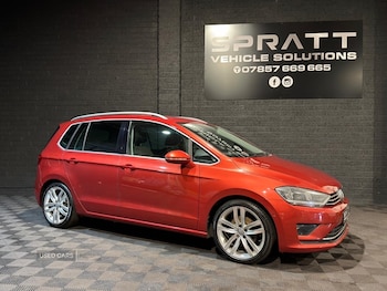 Used Volkswagen Golf SV 2015 for sale - 76914126: Photo