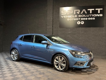 Used Renault Megane 2017 for sale - 76840247: Photo