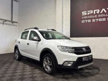 Used Dacia Sandero Stepway 2017 for sale - 74921881: Photo