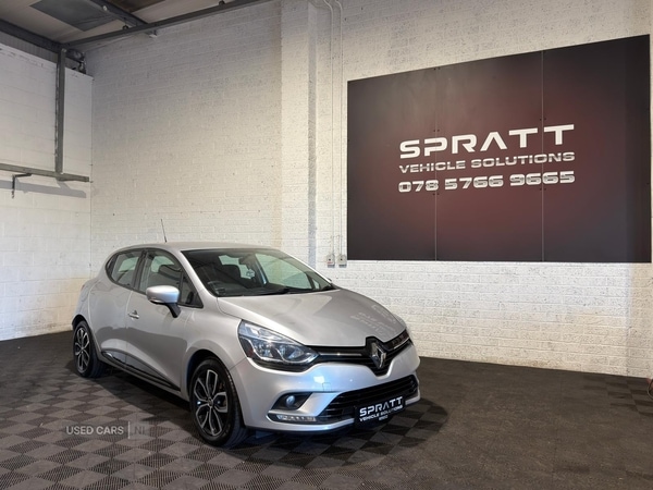 Used Renault Clio for sale - 76359359: Photo 1
