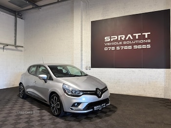 1.5 dCi 90 Play Hatchback 5-Door