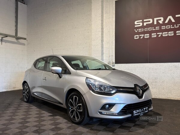 Used Renault Clio for sale - 76359359: Photo 2