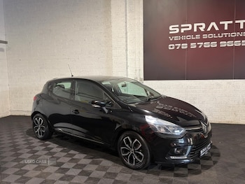 Used Renault Clio 2019 for sale - 76513803: Photo