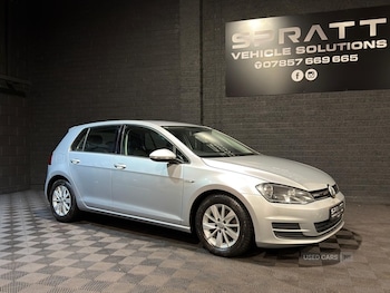 Used Volkswagen Golf 2014 for sale - 77030316: Photo