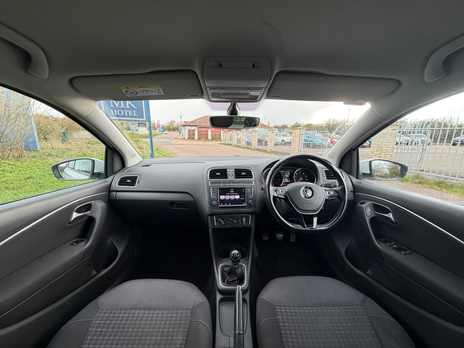 Used Volkswagen Polo 2017 for sale - 78034970: Photo 10