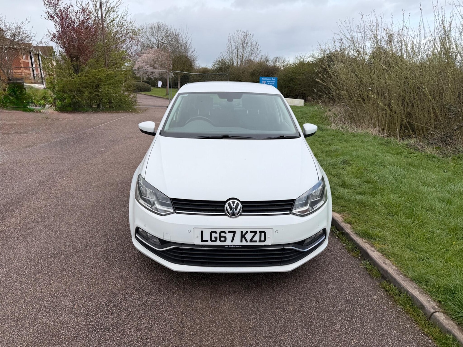 Used Volkswagen Polo 2017 for sale - 78034970: Photo 2