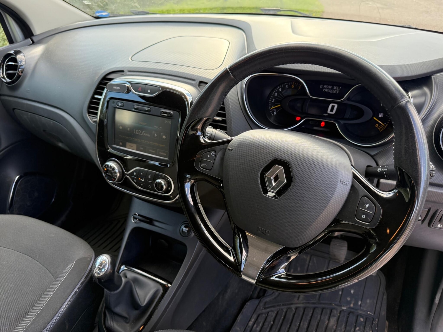 Used Renault Captur 2014 for sale - 77119735: Photo 12