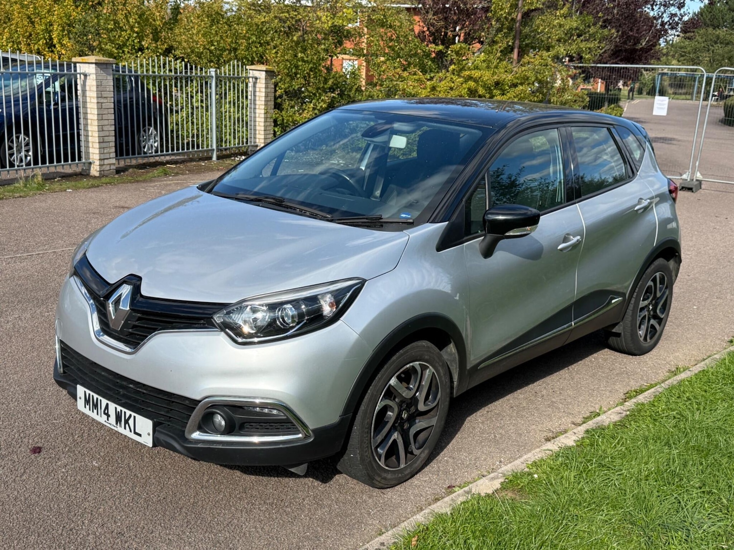 Used Renault Captur 2014 for sale - 77119735: Photo 3