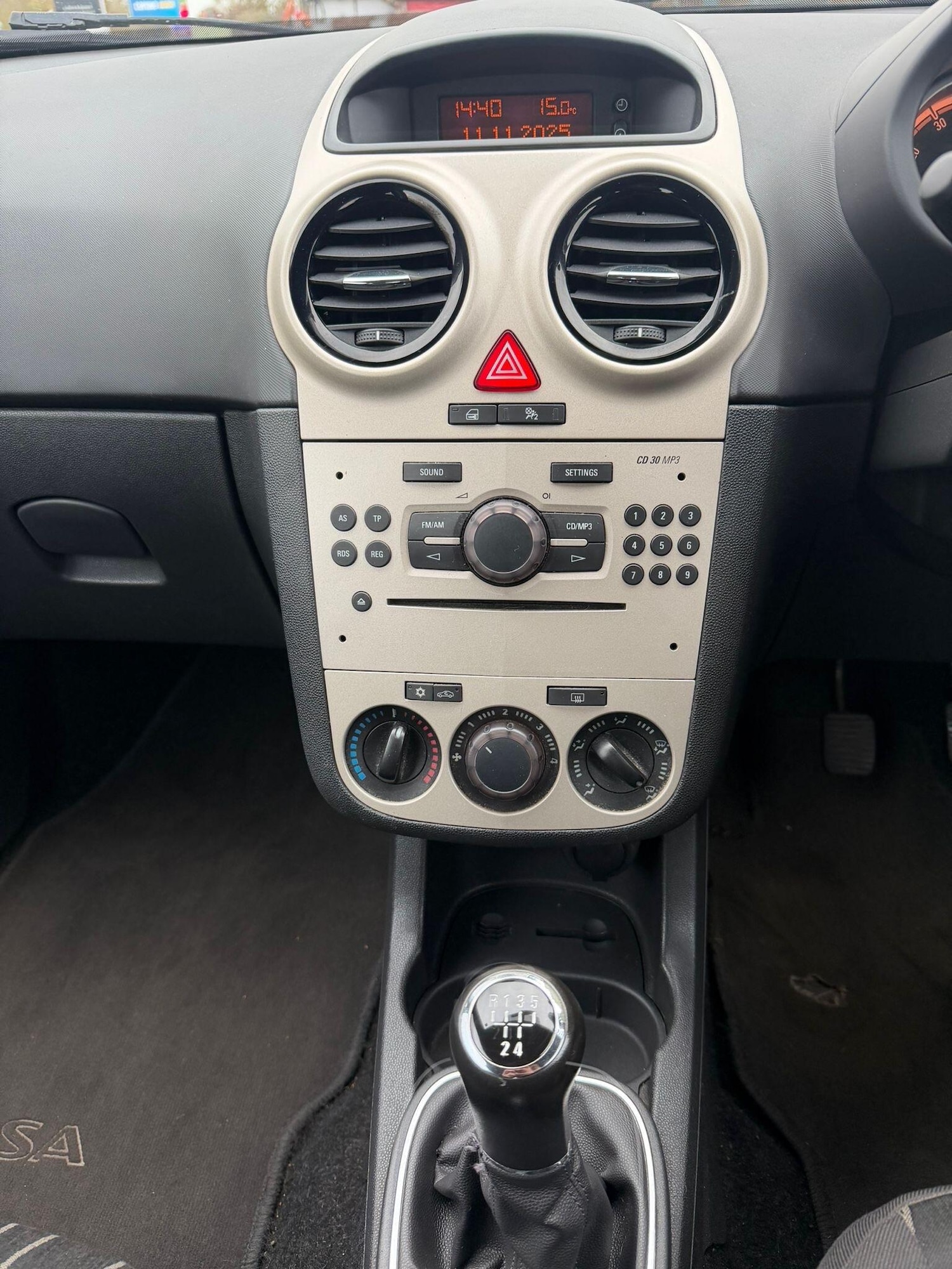 Used Vauxhall Corsa 2007 for sale - 77737453: Photo 11