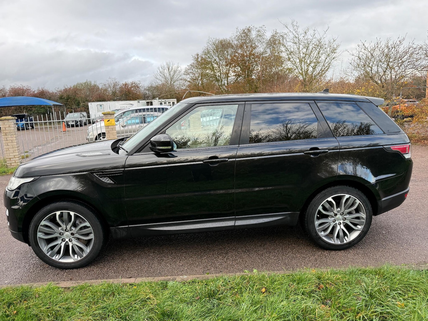 Used Land Rover Range Rover Sport for sale - 76527912: Photo 5