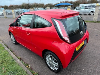 Used Toyota AYGO 2015 for sale - 76433223: Photo