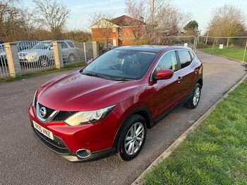 Used Nissan Qashqai 2015 for sale - 77671341: Photo
